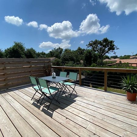 Appartement Des Pignons A Lege Bourg Exterior photo